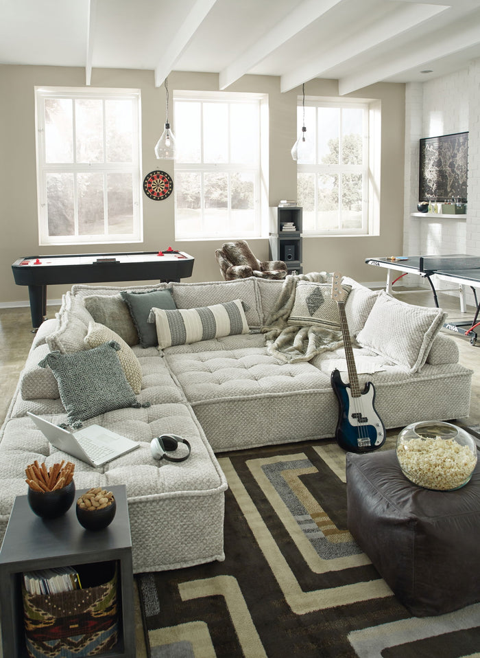 Bales - 7 Piece Sectional image 7