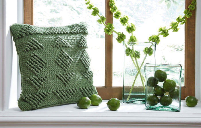 Rustingmere - Pillow image 4