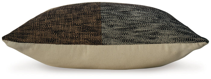 Adrielton - Pillow image 4