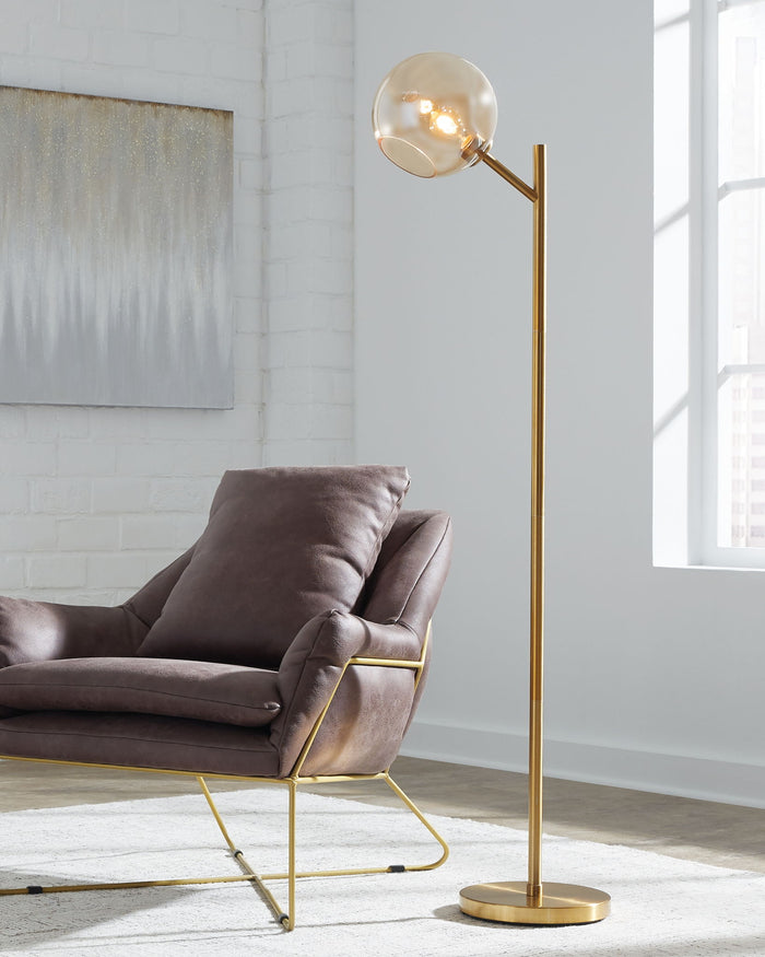 Abanson - Metal Lamp image 4