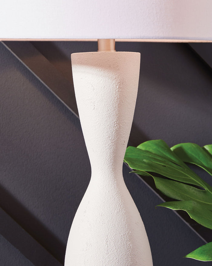 Davinford - Poly Table Lamp - White image 3