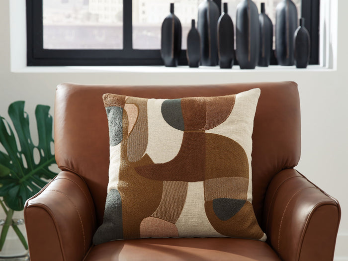 Hallam - Pillow image 4