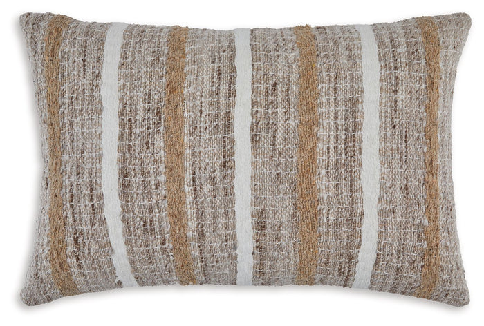 Benish - Pillow image 1