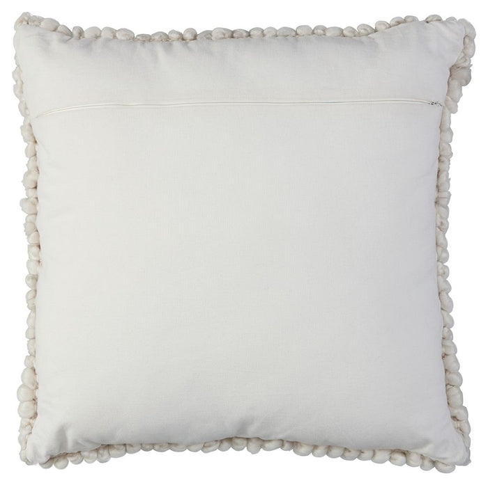 Aavie - Pillow image 4