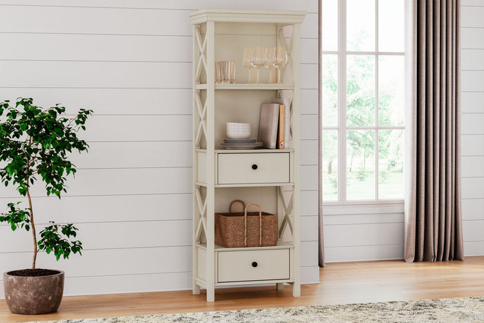 Bolanburg - Display Cabinet - Antique White image 4