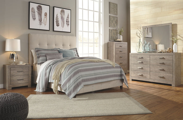 Culverbach - Five Drawer Chest - Gray image 4