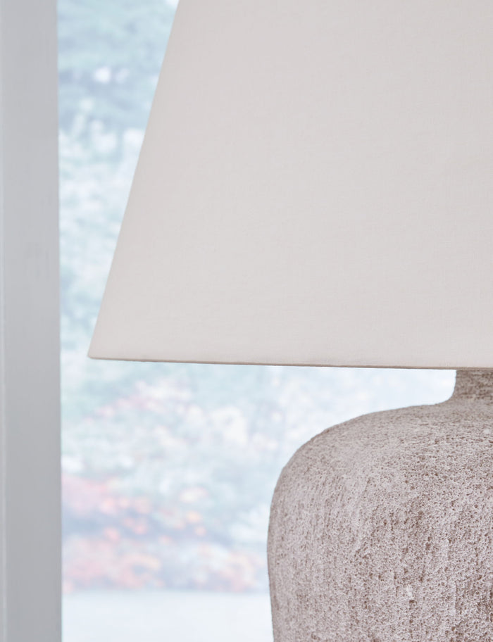 Danry - Metal Table Lamp - Distressed Cream image 4