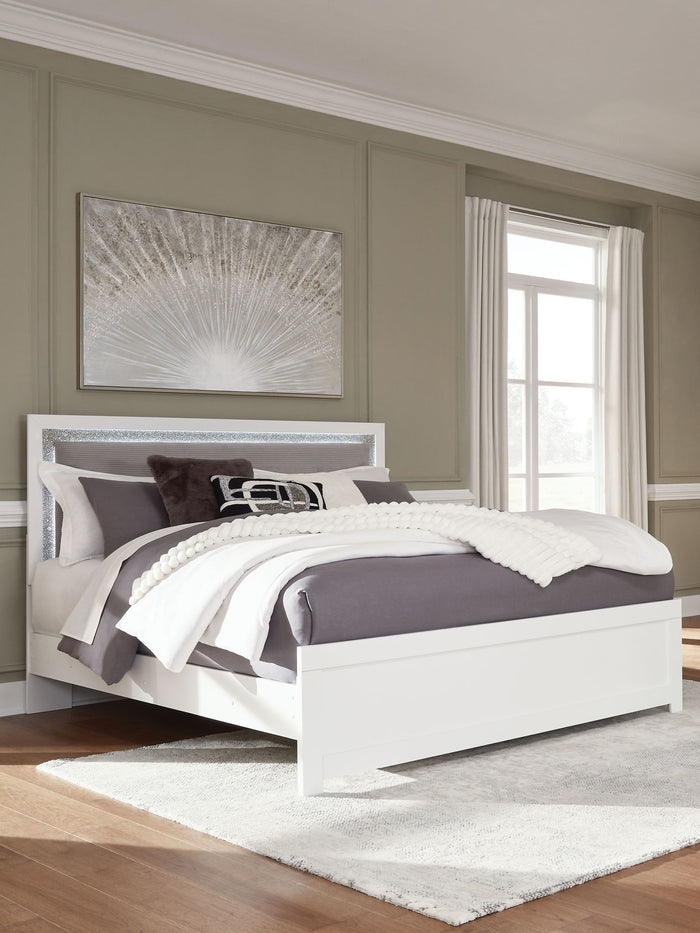 Maeling - King Upholstered Panel Bed - White image 4